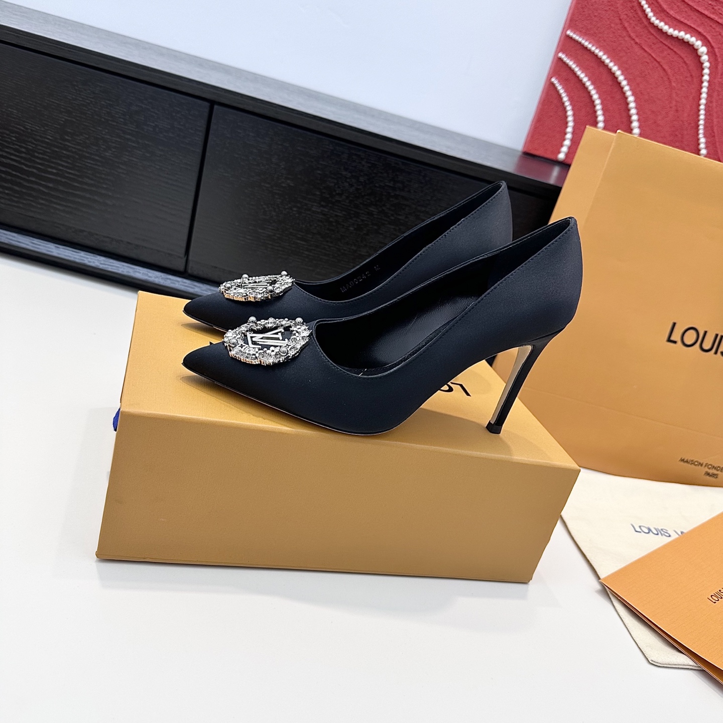 Women's high heels